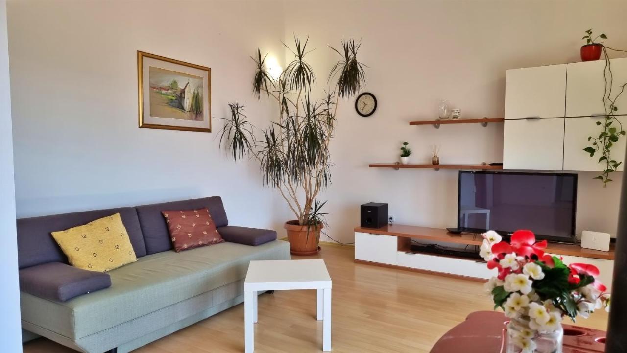 Gajo Apartment